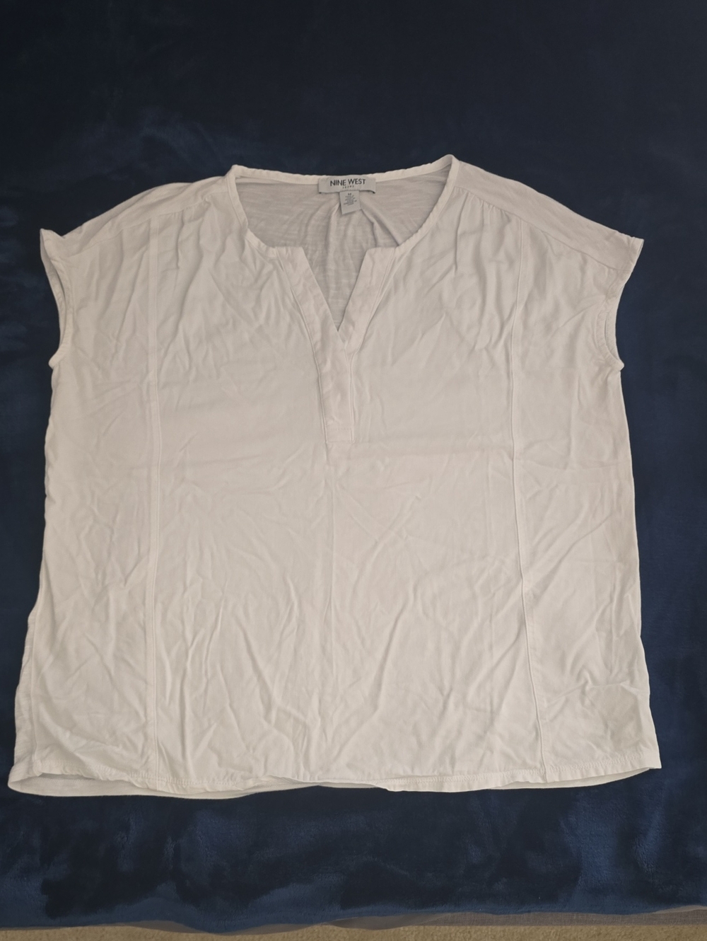 Nine West Women's Blouse in White Size Medium